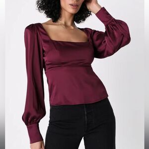 Lulu’s Satin Square Neck Top